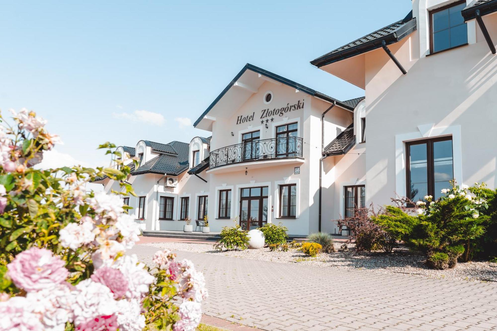 Hotel Zlotogorski Koscielec Exteriör bild